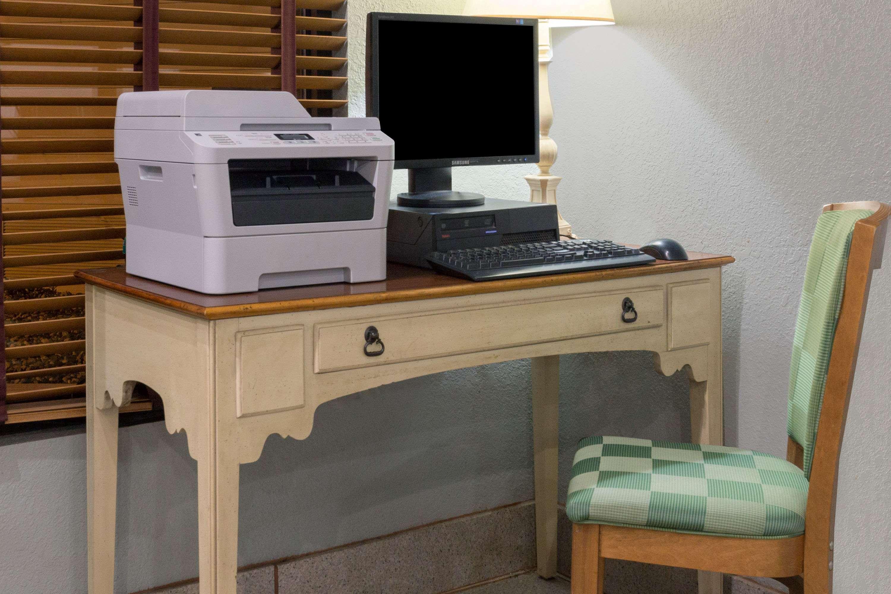 Hotel Super 8 By Wyndham Wisconsin Dells Extérieur photo