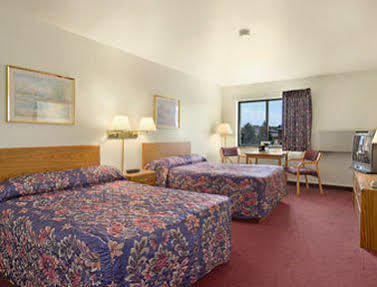 Hotel Super 8 By Wyndham Wisconsin Dells Chambre photo